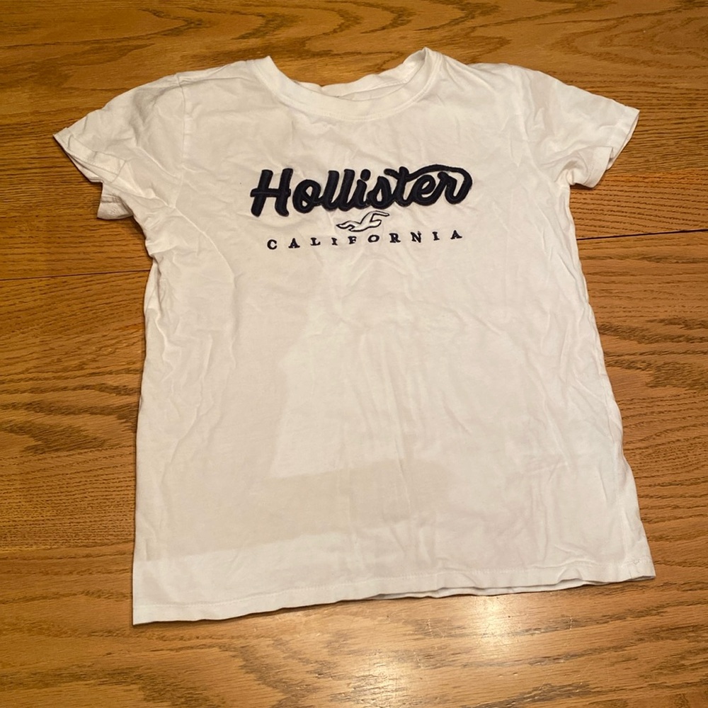 white short sleeve shirt hollister